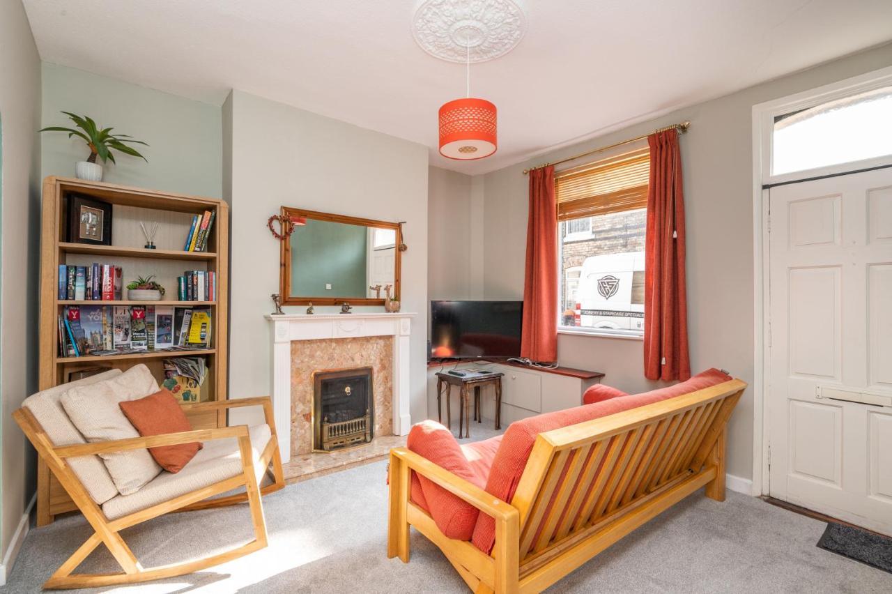 Cosy & Central Victorian House - Pass The Keys York Eksteriør billede